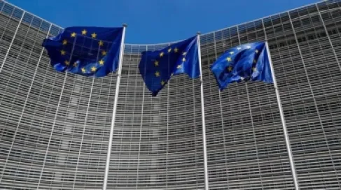 عقوبات أوروبية على إيران لسيطرتها على مضيق هرمز