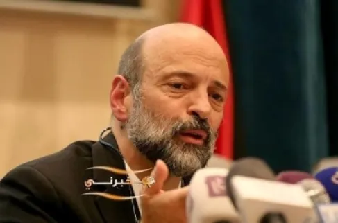 الرزاز يدعو الى عدم الخلط بين الليبيرالية والنيوليبرالية