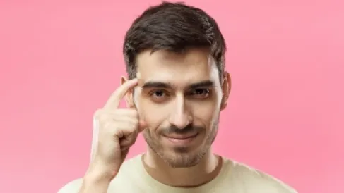 10 أسباب تجعل الأذكياء أكثر سعادة كلما قلّ اختلاطهم بالآخرين