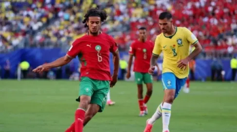 بعد تألقه أمام البرازيل.. أيوب بوعدي يرد على اهتمام ليفربول وأرسنال