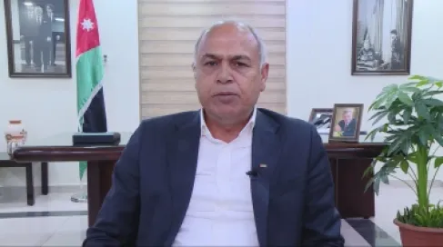 وزارة العمل: إلغاء التسفير يتطلب دفع غرامة مقدارها 5 آلاف دينار