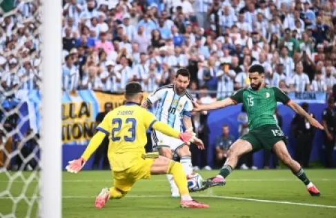 يوم تاريخي لميسي.. هاتريك في شباك الجزائر تتوجه (هداف كأس العالم عبر التاريخ)