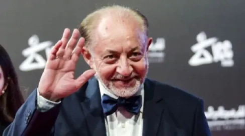 مصر.. قرار صارم من (الأعلى للإعلام) في أزمة عبد العزيز مخيون