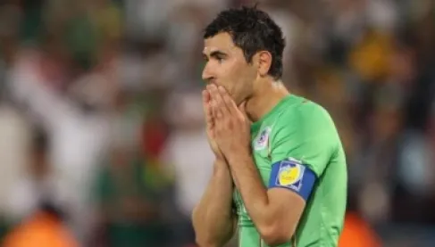 «تصرفات لا يمكن تجاهلها».. نجوم الجزائر يغضبون عنتر يحيى