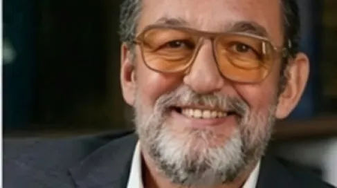 أنت ستموت.. ماذا قال محمد مرزبان عن قيادة الدراجات النارية قبل رحيله