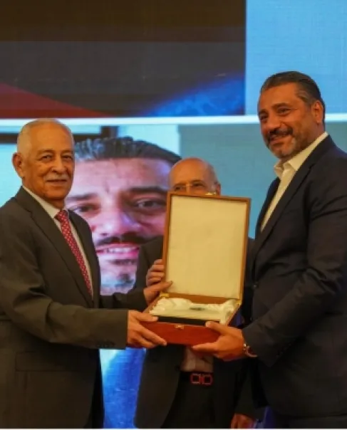 السيد معن سدر .. مبارك