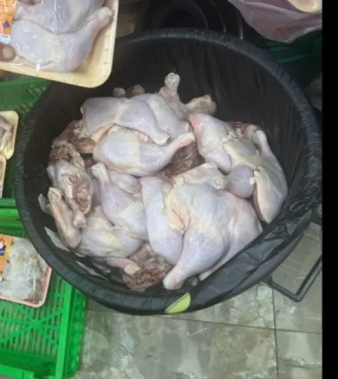 ضبط كميات من الدجاج غير الصالح للاستهلاك البشري في المفرق