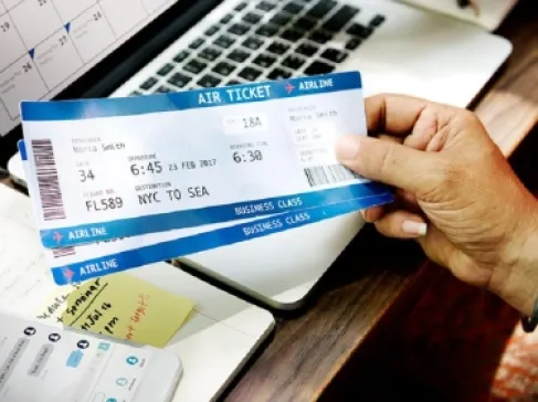 لماذا تختلف أسعار تذاكر الطيران من يوم لآخر؟