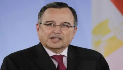 دبلوماسي على رأس الجامعة العربية.. من هو نبيل فهمي؟