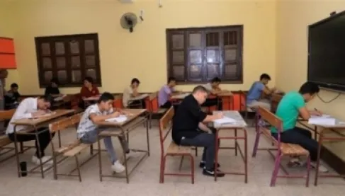 مصر.. التعليم تكشف حقيقة صور امتحان الفرنسية لطلاب الثانوية عامة المتداولة فجرا