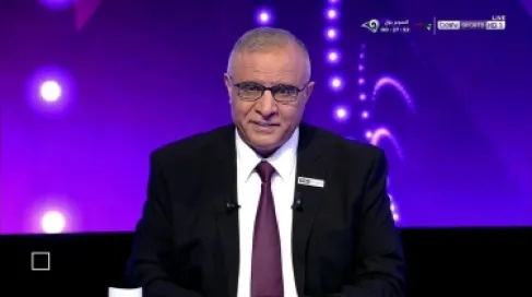 القريني يفتح ملف التبديلات: لماذا خرج مهند أبو طه أمام الجزائر؟