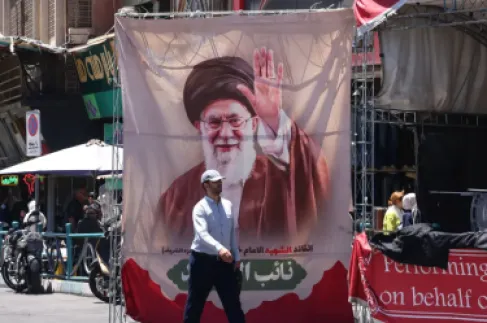 طهران تُغلق بالكامل.. إعلان العطلة الرسمية 3 أيام لتشييع خامنئي