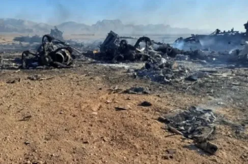 كالكائنات الفضائية.. مشهد صادم لطيار أمريكي أسقطت إيران طائرته