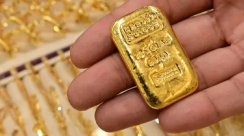 أسعار الذهب تهبط دون 4100 دولار للأونصة