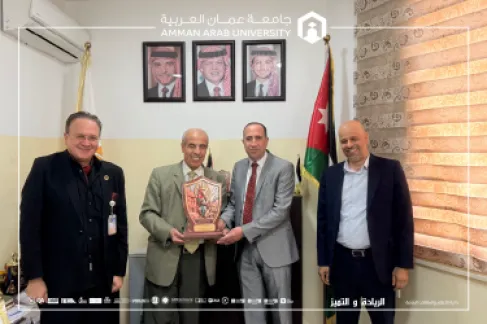 كلية الأعمال في عمان العربية تنظم زيارة إلى مدرسة الأوائل الدولية