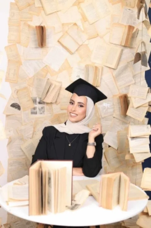 عبدالرحمن ارتيمة يهنئ ابنته هبة الله بتخرجها من الجامعة الهاشمية