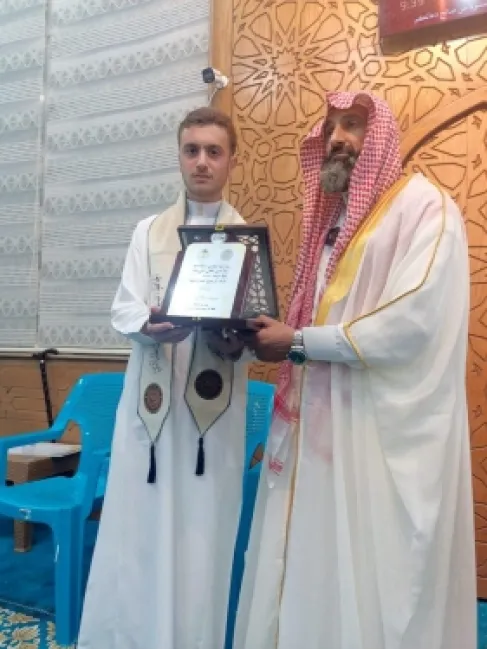 تخريج ثلاثة حفظة لكتاب الله من دار القرآن الكريم في مسجد بيت إيدس القديم بالكورة