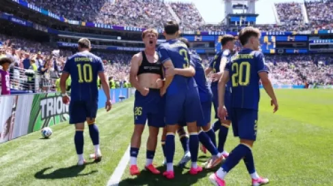 البوسنة أول المتأهلين كأفضل ثالث إلى دور الـ32 بالمونديال