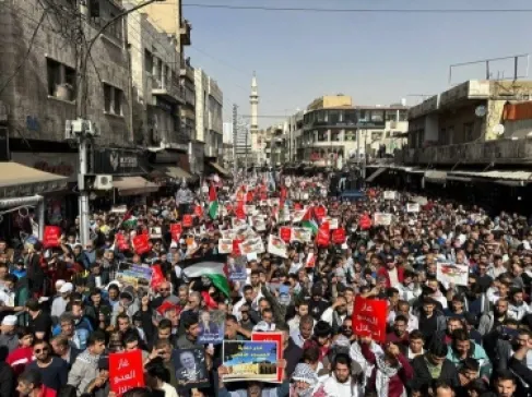 محافظ العاصمة يمنع فعالية أمام المسجد الحسيني