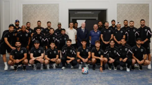 إنفانتينو يشيد بالنشامى في زيارة لمعسكر المنتخب قبل مواجهة الأرجنتين بالمونديال