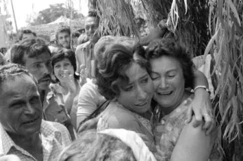 إسرائيل تنشر وثائق سرية تكشف تفاصيل عملية عنتيبي عام 1976