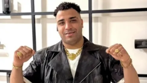 مصر.. حبس إسلام كابونجا 6 أشهر في قضية التحريض على العنف عبر أغنياته