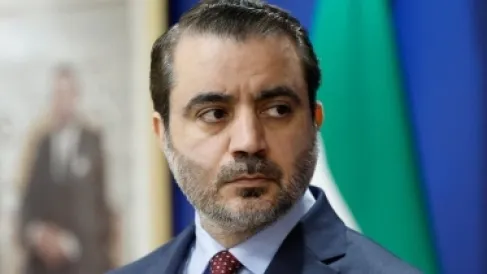 الشيباني إلى بيروت برسالة طمأنة: لا نية سورية للتدخل عسكرياً