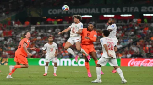 مدرب هولندا: لم نكن خائفين من المغرب ولا أفكر في الاستقالة الآن