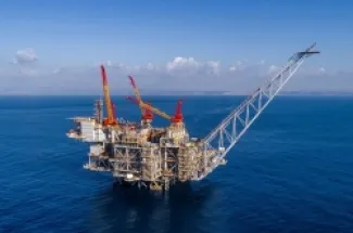 الغاز الطبيعي يوفر نحو 70% من إنتاج الكهرباء في إسرائيل