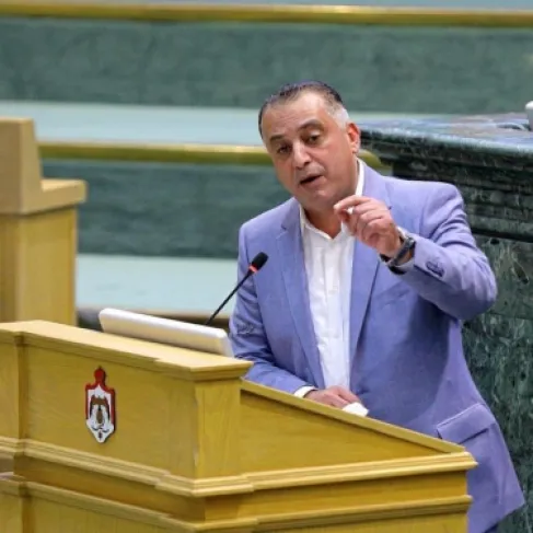 الظهراوي: منع سفر نحو 500 مسافر يوميًا لشراء المعسل والدخان على جسر الملك حسين