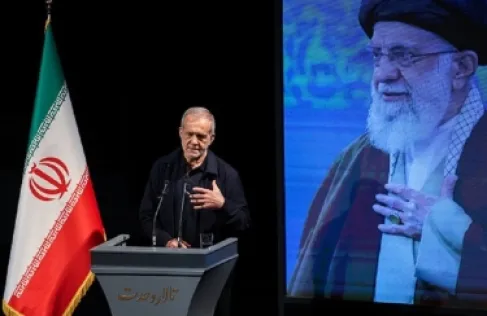 الرئيس الإيراني مسعود بزشكيان: رحيل خامنئي بداية فصل جديد من الصمود