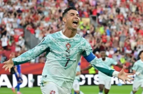 بعد هدفه أمام كرواتيا.. كم يحتاج كريستيانو رونالدو للوصول إلى الهدف 1000؟