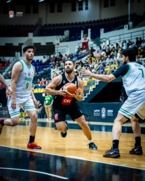 منتخب السلة يختتم الدور الأول بفوز على العراق