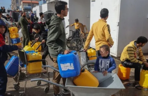 غزة تئن تحت وطأة العطش بعد 1000 يوم من الحرب