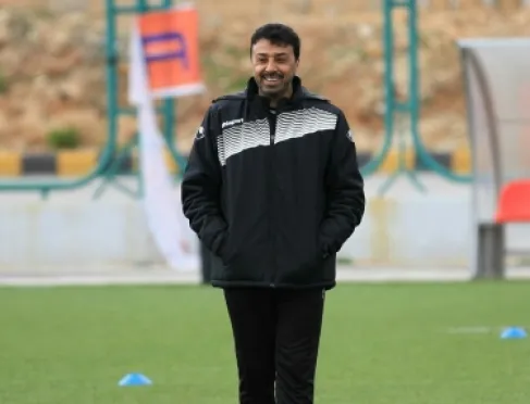 جمال محمود يغادر الوحدات