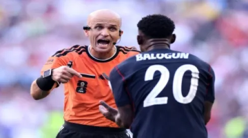 (أرشيفو VAR) يضع المخادمة في صدارة حكام ثمن نهائي المونديال