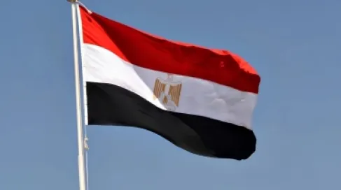 مصر تدين استهداف ناقلة غاز قطرية في مضيق هرمز