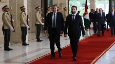 أول زيارة عربية منذ سقوط النظام.. الفراية يصل دمشق لبحث التعاون الأمني
