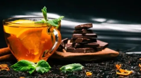 ماذا يحدث لضغط دمك عندما تتناول الشوكولاتة مع الشاي؟