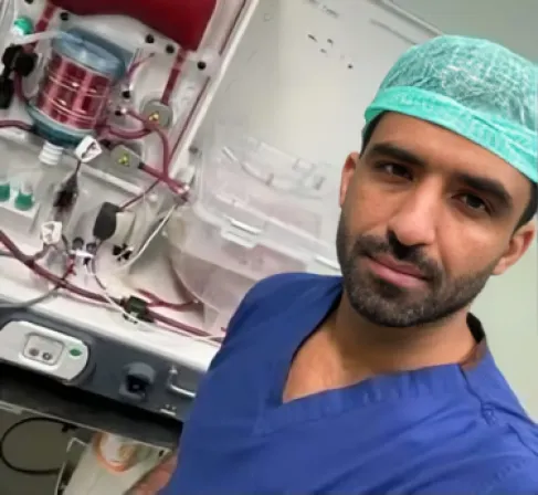 إنجاز طبي أردني غير مسبوق.. جلال المعايطة ضمن فريق عالمي يحطم الرقم القياسي بزراعة الكبد