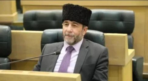 مشوقة يسأل عن مستشفى تلوثت فيه وحدة غسيل الكلى