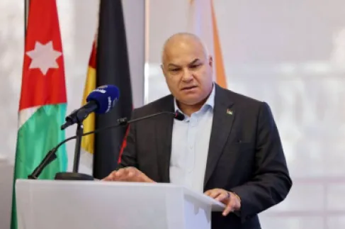نائب: نحتاج إيضاحات حكومية حول استقالة البكار وقرار الجمارك الأمريكية