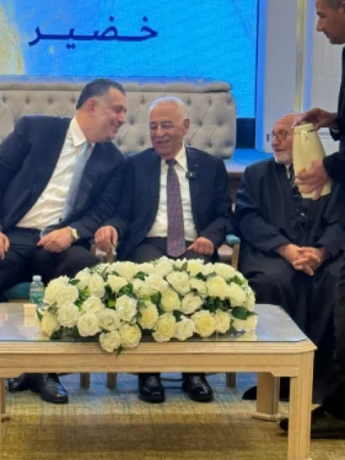 ابوالفيلات والخضير أنسباء  ، العيسوي طلب والبطاينة أعطى...صور  