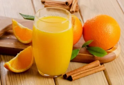 كوب عصير برتقال يومياً.. تأثيرات مفاجئة تمتد إلى الجينات والقلب