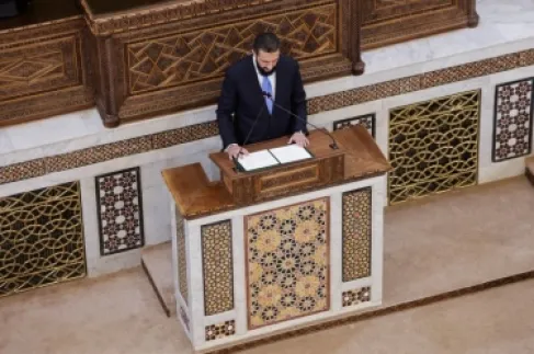 لا تصفيق ولا هتافات .. كيف قرأ السوريون أول جلسة لمجلس الشعب الجديد؟