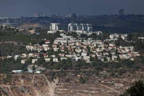 قرار إسرائيلي يحوّل مستوطنة جفعات زئيف قرب القدس إلى مدينة