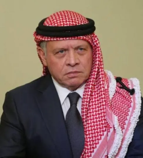 بعد زيارة خاصة..  الملك يعود إلى أرض الوطن