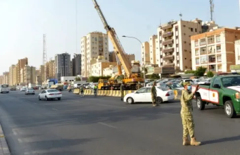 الجيش الكويتي يعلن التصدي لأهداف جوية معادية