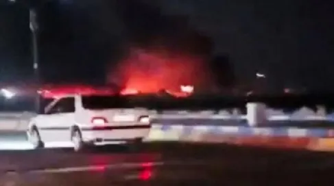 دوي 4 انفجارات في بندر عباس .. وتفعيل الدفاعات الجوية