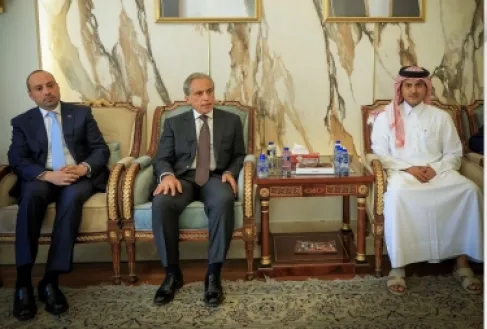 حسان يزور السفارة القطرية معزيا بوفاة الأمير حمد بن خليفة